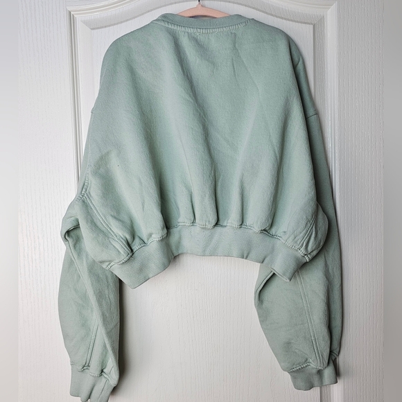 Zara Women's Oversized Long Sleeve Crop Top Sweatshirt, Mint Green, MEDIUM - Picture 4 of 7